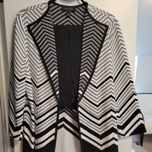 St. John knit suit, open front w black pencil skirt
